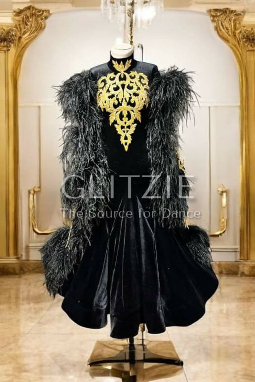 black and gold ballroom dress Sponsored dress_The Royal – Glitzie sequined applique Color:Chambray Adrianna Papell Platinum Bridal ゆり