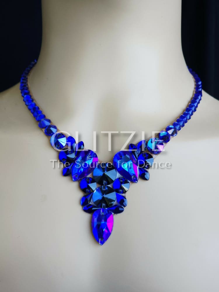 Crystals Rhinestones Hypoallergenic Jewelry Set: Earrings and Necklace. Accessories