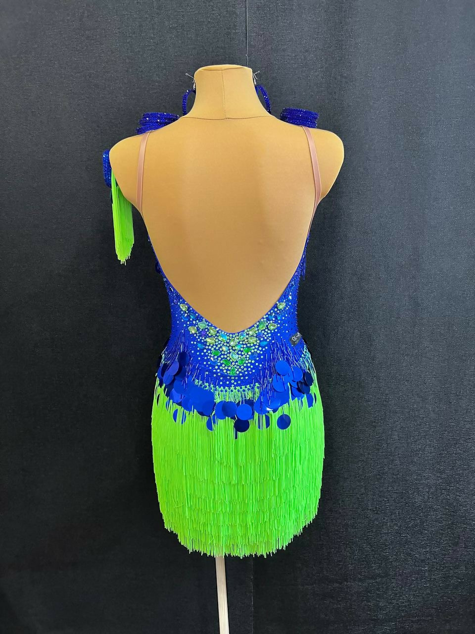 New Latina dress_The Tropical Miracle   