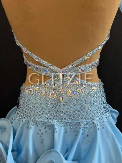 photo_5226559515573483004_y