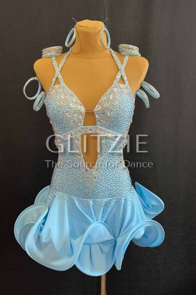 photo_5226559515573483006_y