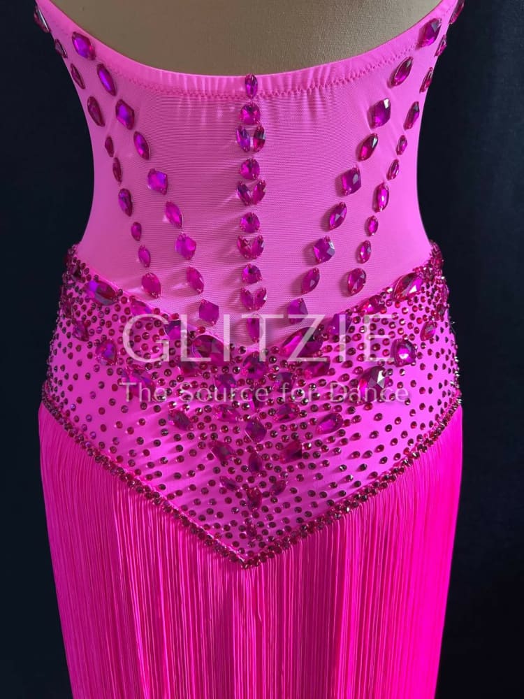 photo_5465280072832383970_y