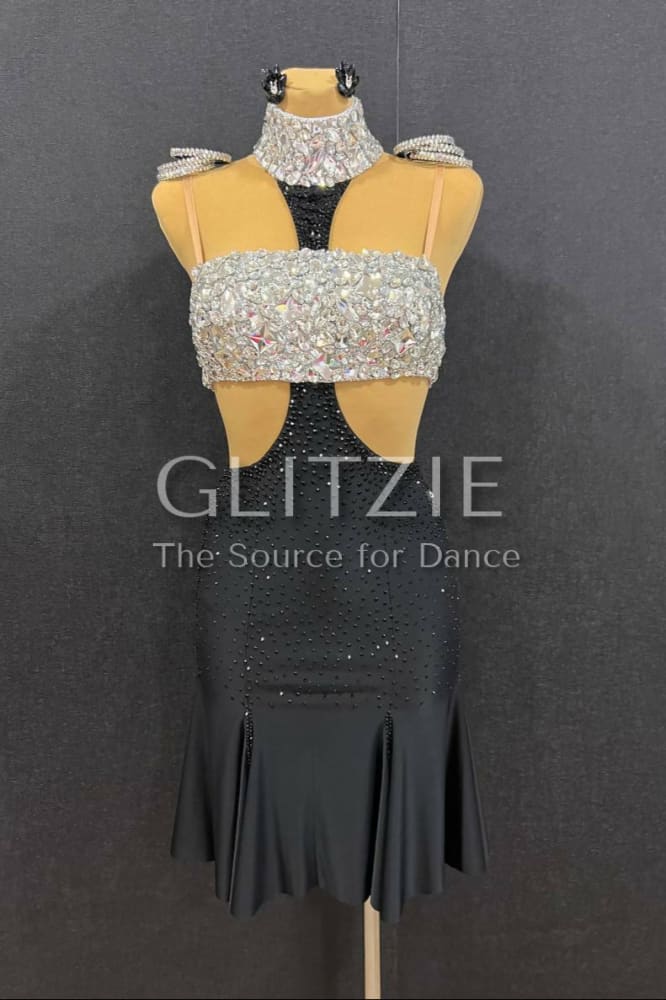 photo_5213371281620203109_y