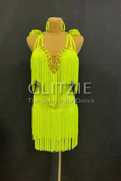 photo_5372834578277986933_y