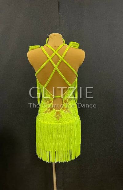 photo_5372834578277986932_y