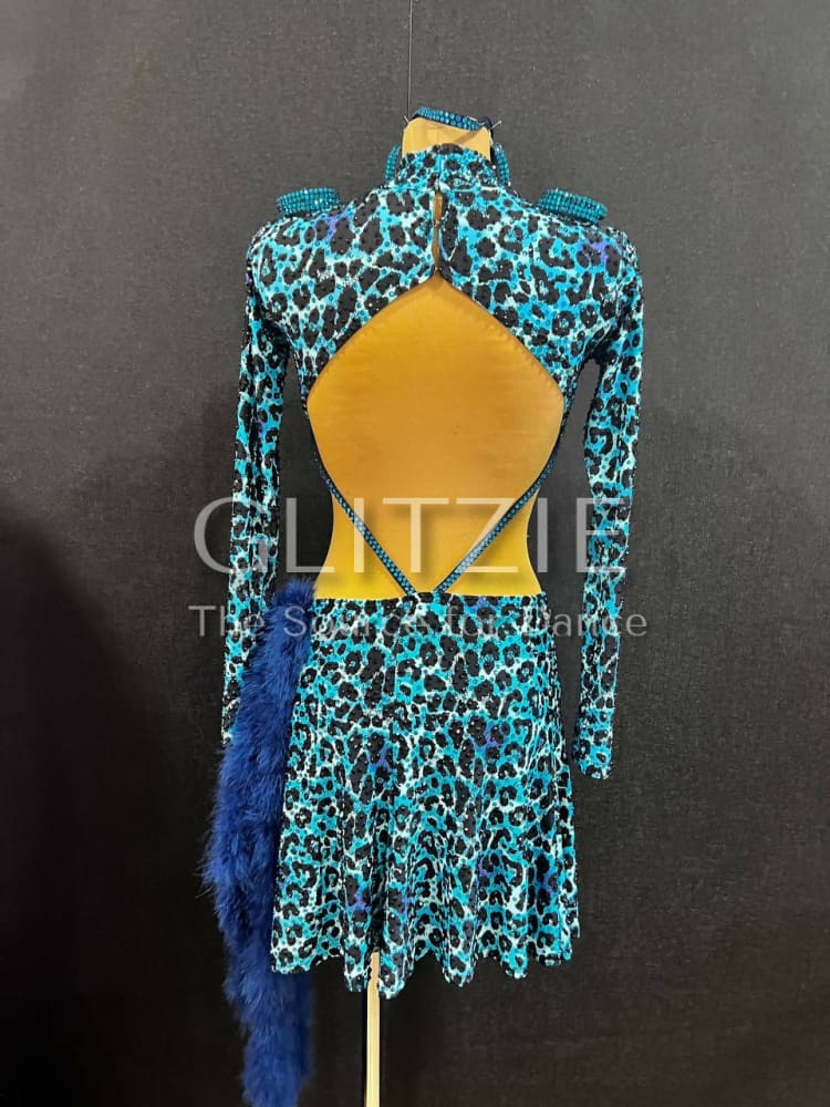 photo_5474576400695552023_y