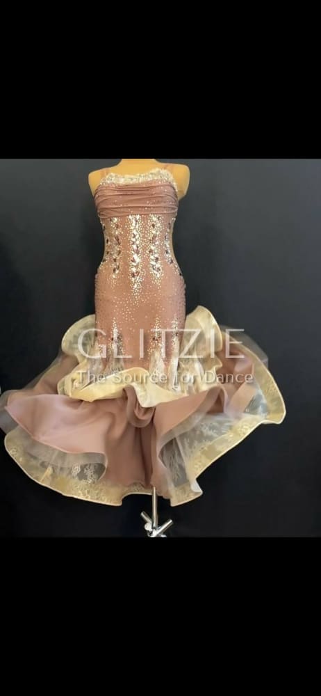 photo_5440625513149365911_y