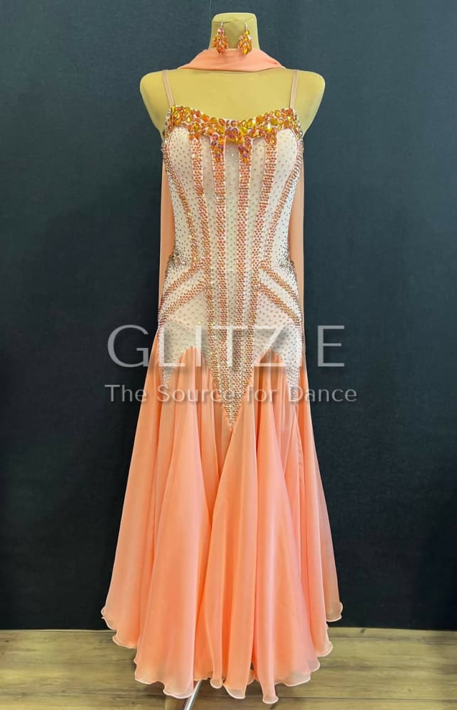 photo_5303026542080816914_y