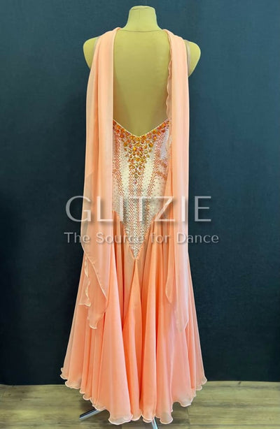 photo_5303026542080816913_y